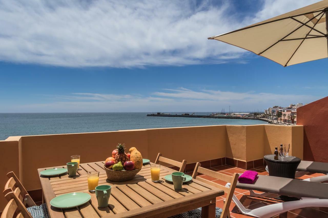 Ocean View Penthouse Apartment *