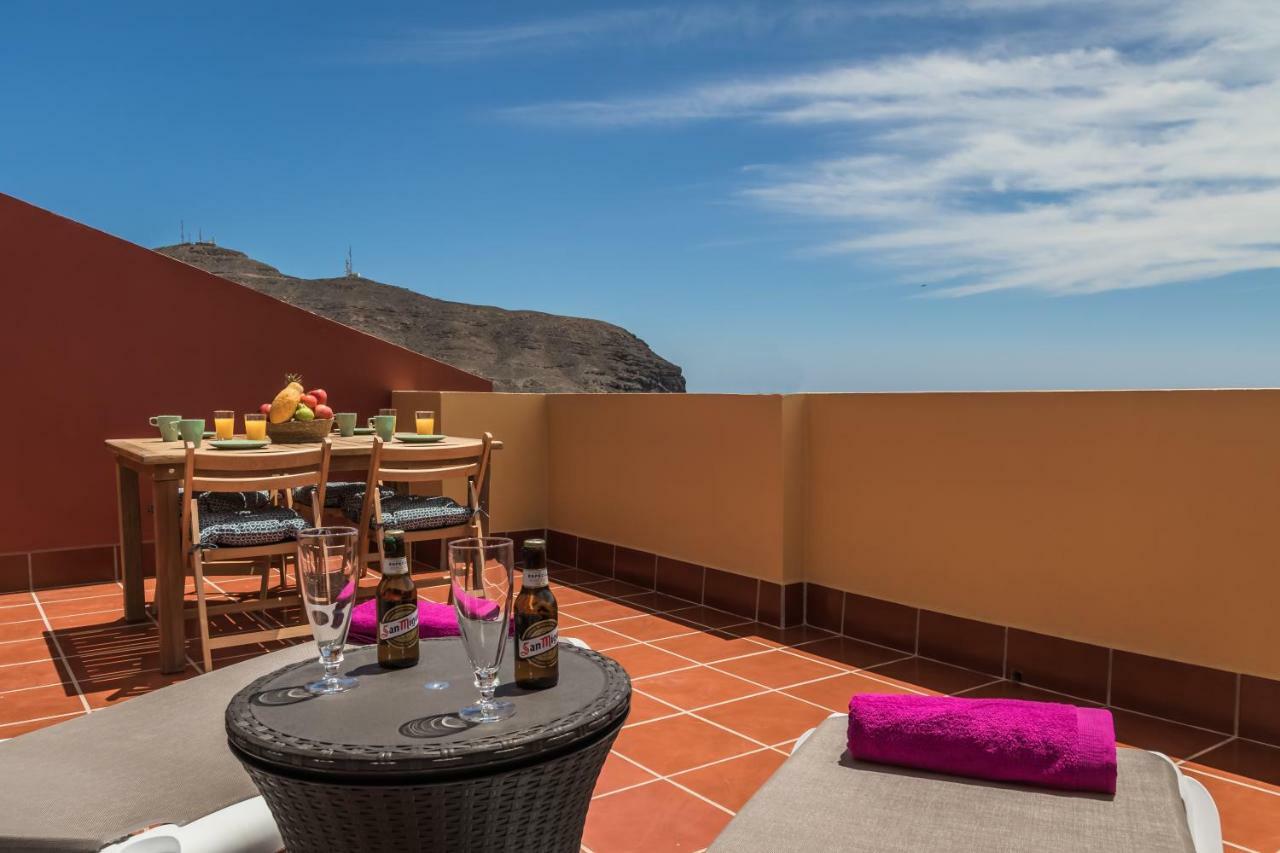 Ocean View Penthouse Apartment